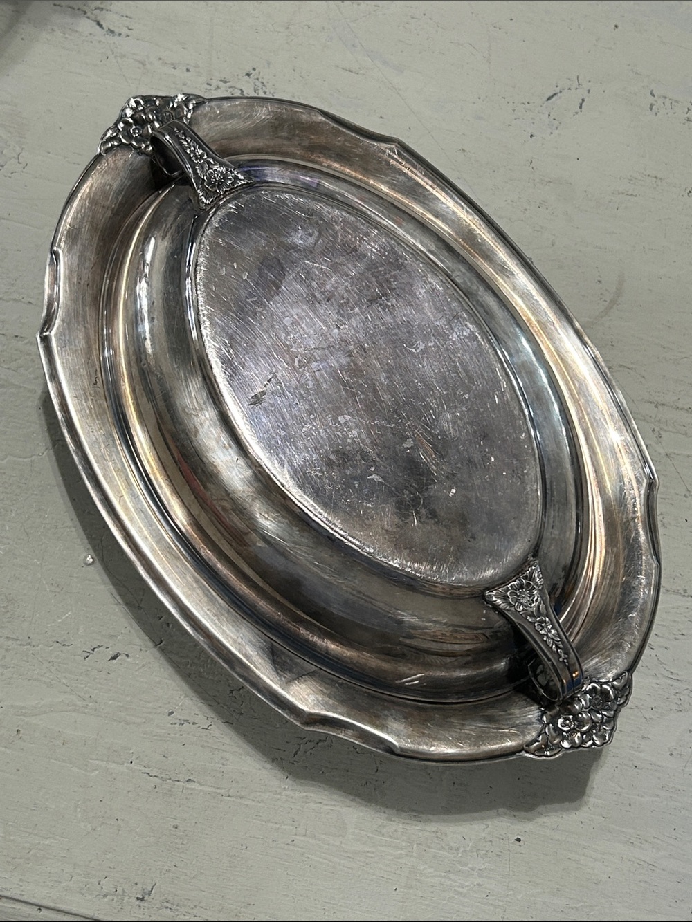 Antique-Style Silver Plated Serving Dish with Handles